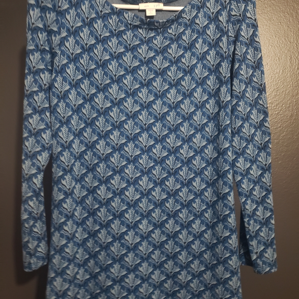 47. J.Jill Sz SP Blue and White Patterned Tunic